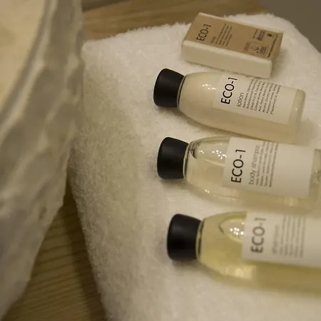 Sepia Bed and breakfast 3*