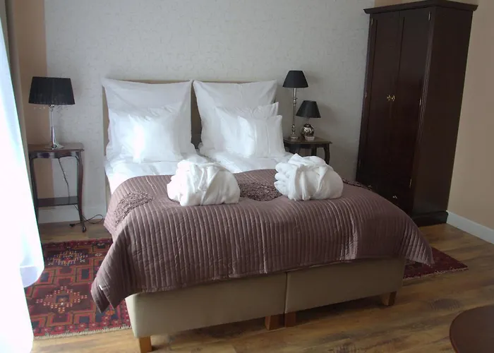 Sepia Spa Bed & Breakfast 3*